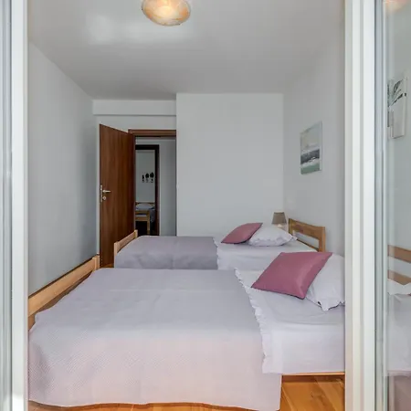 Apartment Renata + Private Swimming Pool In Split Exterior photo